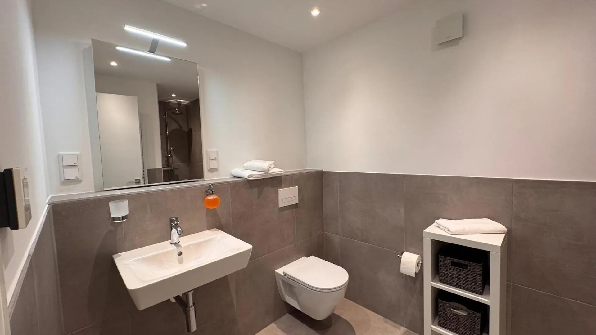Adapt Apartments הנובר מלון דירות
